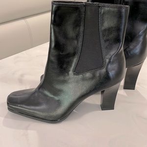 8 1/2 black pleather boots —high heel